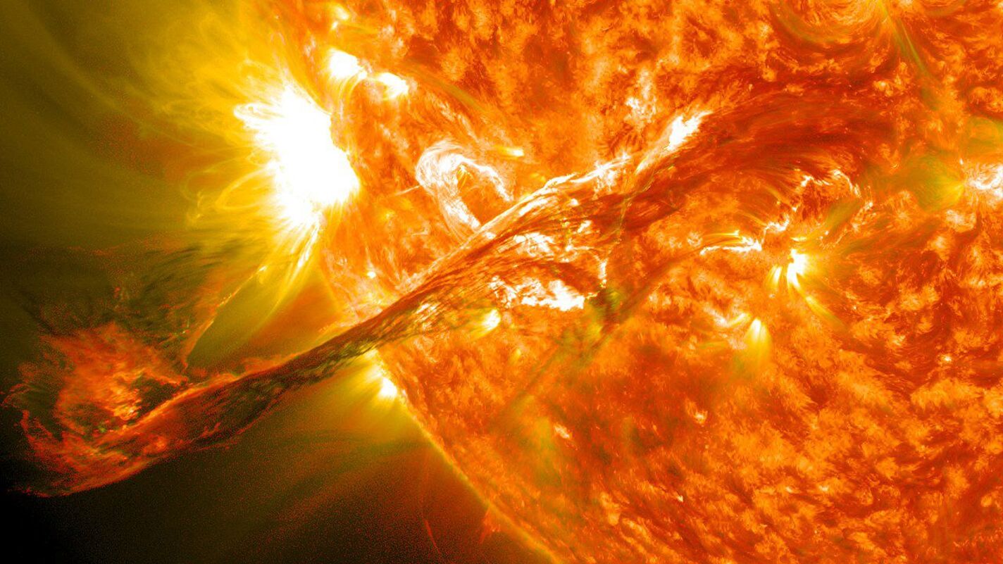 Duas explosões solares devem gerar uma tempestade geomagnética na Terra esse final de semana