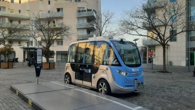 Micro-ônibus elétrico já está operando em Paris