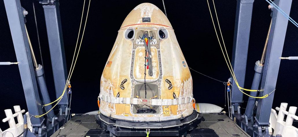 SpaceX traz sonda de volta para Terra cheia de materiais e amostras para pesquisa