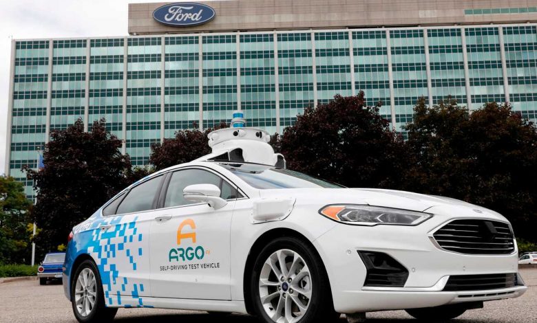 Ford faz parceria com app de carona para trazer táxis totalmente autônomos ainda esse ano