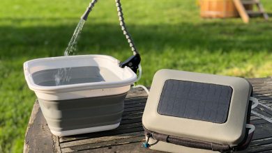 Purificador de água portátil utiliza energia solar e demora só 1 minuto para filtrar a água