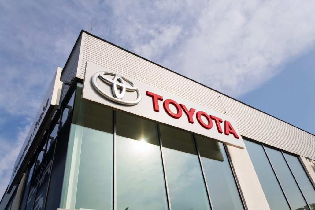 Entenda como e porque a Toyota está cortando 40% de sua produção e fechando fábricas