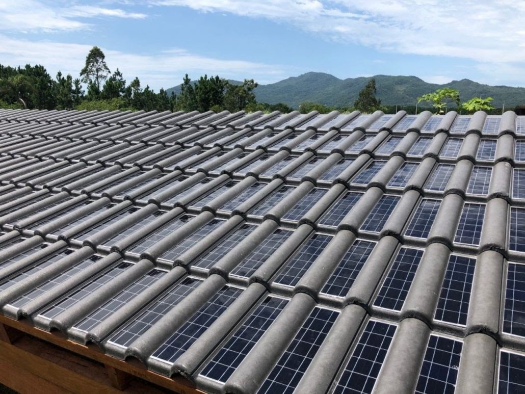 Primeira telha solar do Brasil já começou a ser vendida