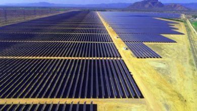 Cingapura investe bilhões em painéis solares e baterias para utilizar energia solar da Austrália