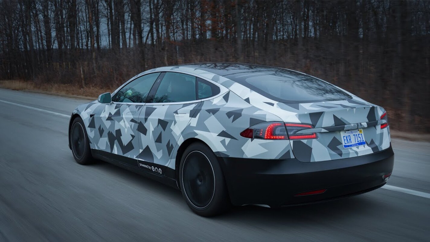 Tesla Model S atinge autonomia de 1.210 km em teste com nova bateria