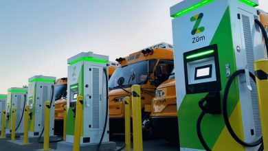 Frota de ônibus escolares elétricos abastece 1.000 casas nos EUA e ainda dá lucro